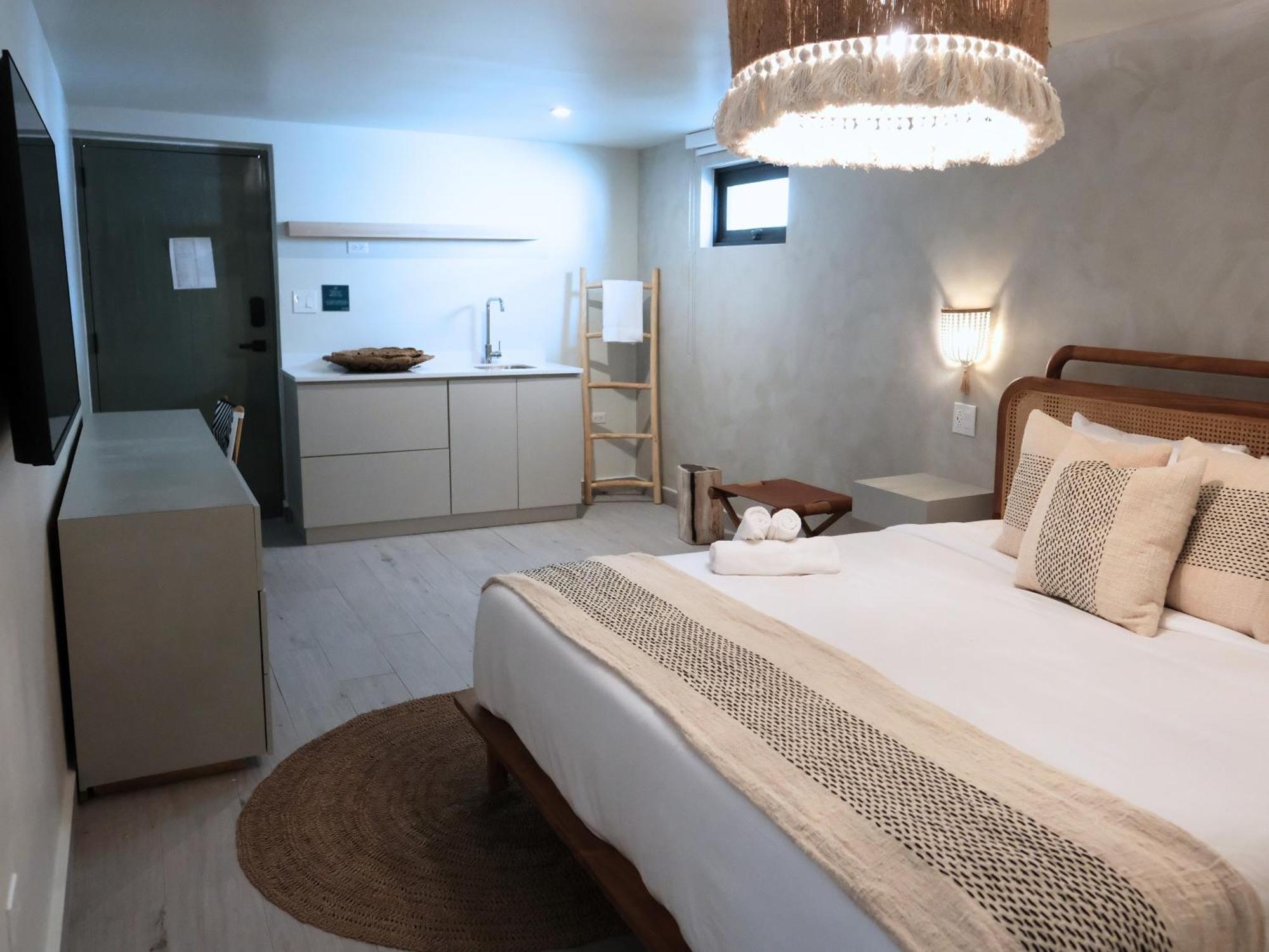 King Studio with Kitchenette